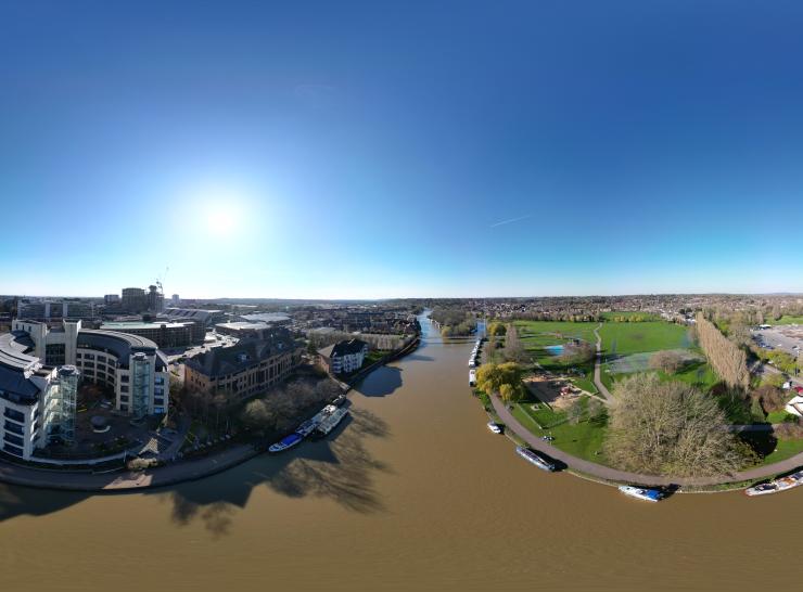 Panoramic photo of river Thames