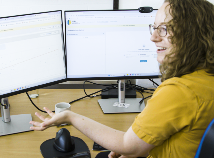 A woman using the FDRI digital platform